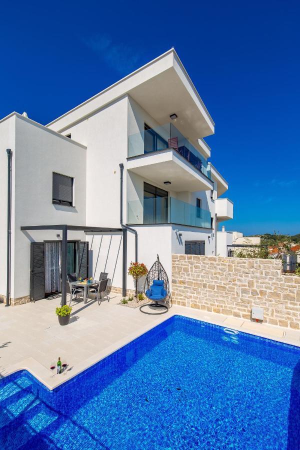 Luxury Apartment Joo & Joo Murter Zewnętrze zdjęcie